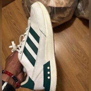 S2G SPIKELESS LEATHER 24 GOLF SHOES